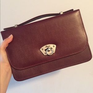 ❌SOLD❌ Beautiful Structured burgundy handbag